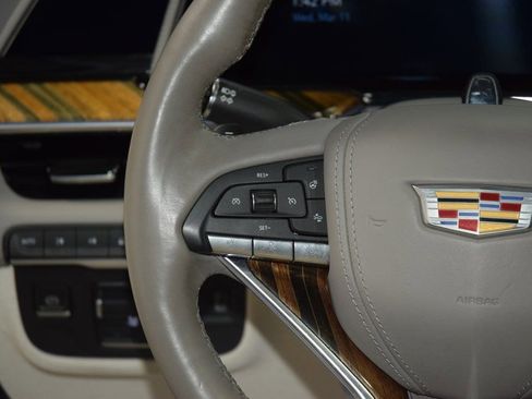 Used 2023 Cadillac Escalade Premium Luxury Platinum image 37