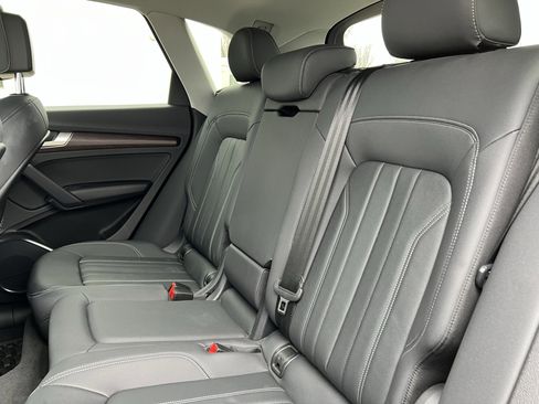 Used 2022 Audi Q5 2.0T Premium w/ Convenience Package image 33