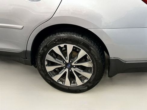 Used 2015 Subaru Outback 2.5i Limited image 33
