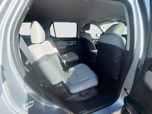 Certified 2023 Honda Pilot EX-L image 29