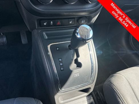 Used 2012 Jeep Patriot Latitude w/ Sun/Sound Group AWD/4WD image 19