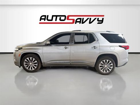 Used 2023 Chevrolet Traverse Premier image 4