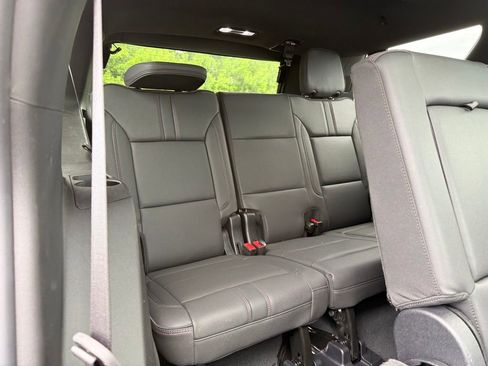 Used 2025 Chevrolet Tahoe RST w/ Sun And Tow Package AWD/4WD image 8