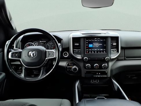Used 2021 RAM 1500 Big Horn image 14
