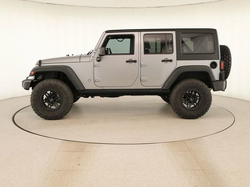Used 2017 Jeep Wrangler Unlimited Rubicon w/ Max Tow Package AWD/4WD image 2