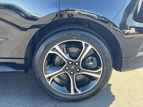 Certified 2023 Ford Edge ST image 32