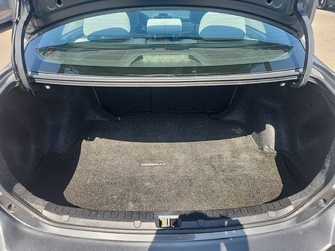 Used 2012 Toyota Corolla LE FWD image 18