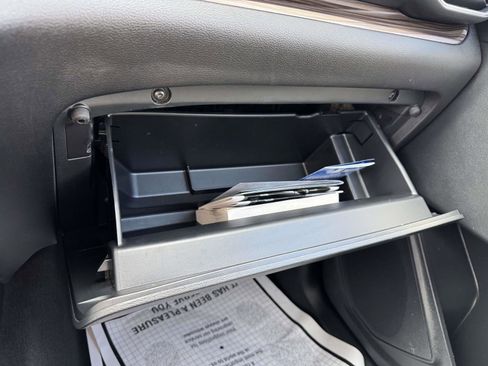 Used 2022 Ford Explorer Limited w/ Hybrid Equipment Group 310A image 33