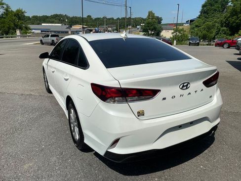 Used 2018 Hyundai Sonata SE FWD image 5