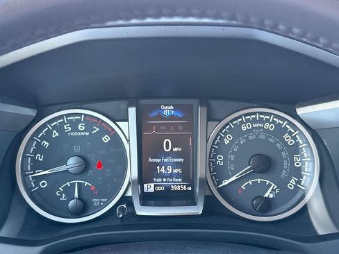 Used 2023 Toyota Tacoma SR5 w/ Technology Package AWD/4WD image 18