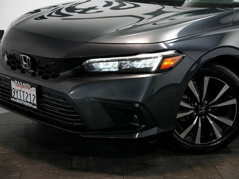 Used 2022 Honda Civic EX-L image 10