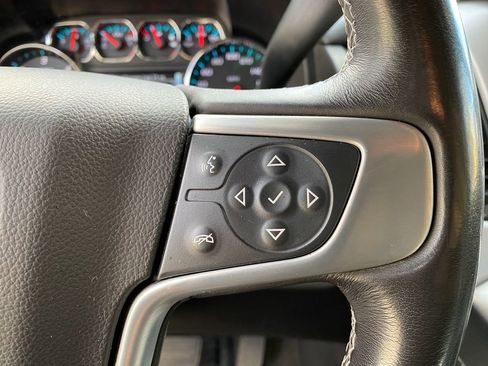 Used 2018 GMC Yukon SLE image 17