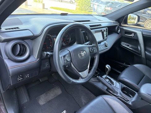 Used 2016 Toyota RAV4 SE FWD image 15