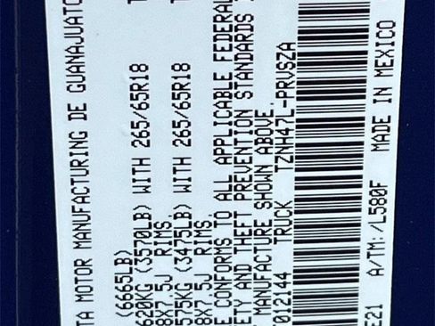 Used 2024 Toyota Tacoma TRD Sport image 32