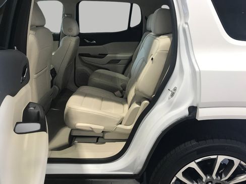 Used 2023 GMC Acadia Denali w/ Denali Ultimate Package AWD/4WD image 29