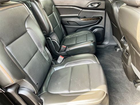 Used 2023 GMC Acadia AT4 w/ Technology Package image 29