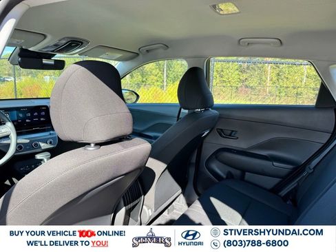 New 2026 Hyundai Kona SE image 19
