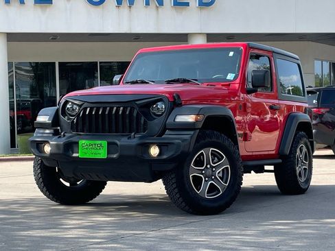 Used 2021 Jeep Wrangler Sport AWD/4WD image 2