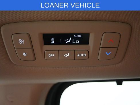 Used 2026 Kia Carnival EX FWD image 28