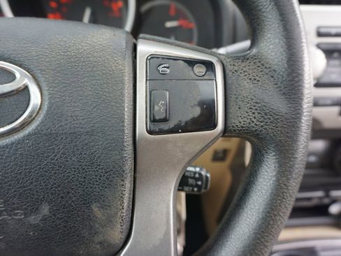 Used 2012 Toyota 4Runner SR5 w/ Convenience Pkg RWD image 8