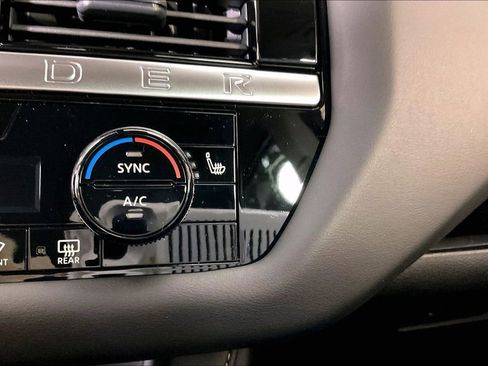 New 2026 Nissan Pathfinder SL AWD/4WD image 41