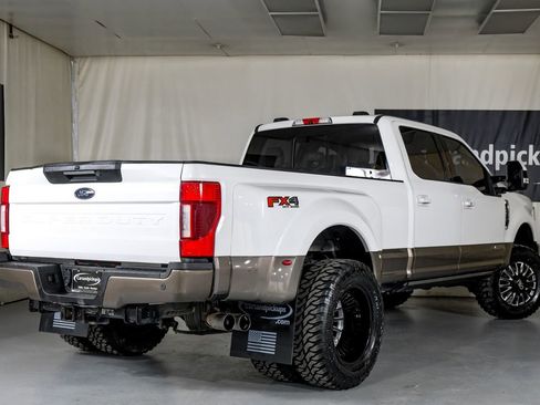 Used 2022 Ford F350 Lariat w/ Lariat Ultimate Package image 9