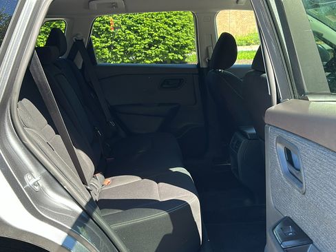 Certified 2023 Nissan Rogue S image 22