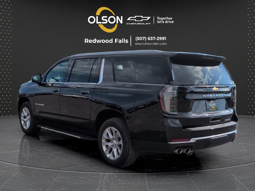 Used 2026 Chevrolet Suburban Premier w/ Sun And Tow Package AWD/4WD image 3