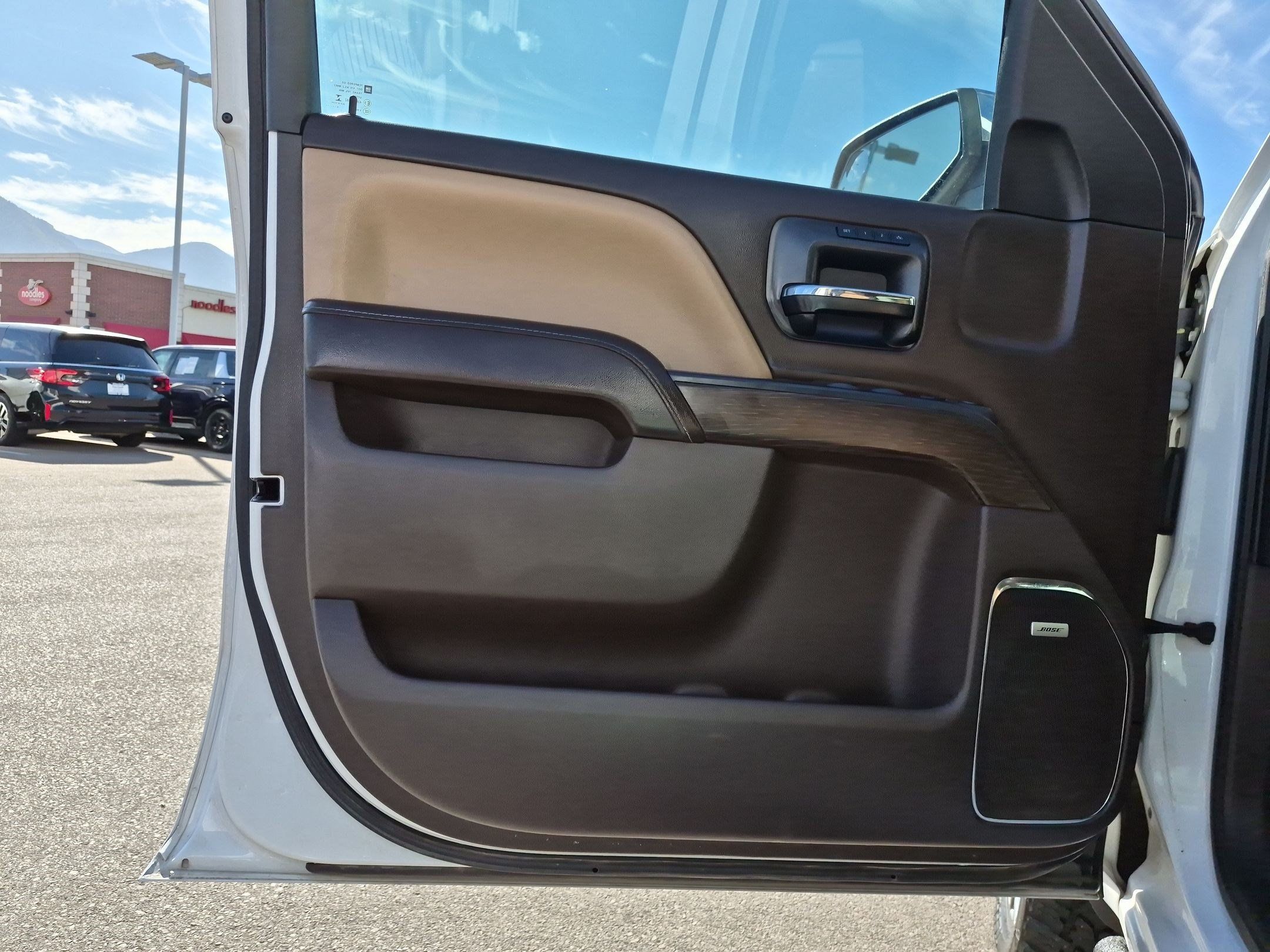 Used 2017 GMC Sierra 1500 Denali w/ Denali Ultimate Package AWD/4WD image 14