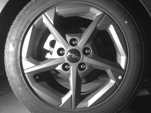 Used 2025 Kia K4 LXS image 15