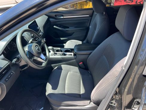 Used 2021 Nissan Altima 2.5 SV FWD image 8