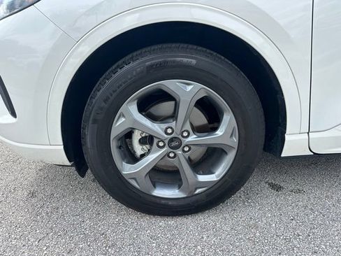 Certified 2024 Ford Escape ST-Line w/ Tech Pack #1 FWD image 30