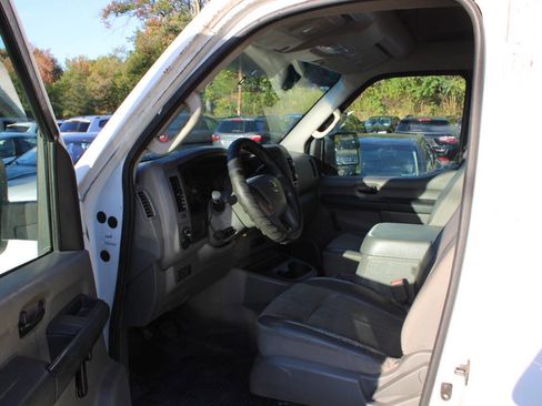 Used 2013 Nissan NV 2500 S w/ Side Curtain Airbag Pkg image 11
