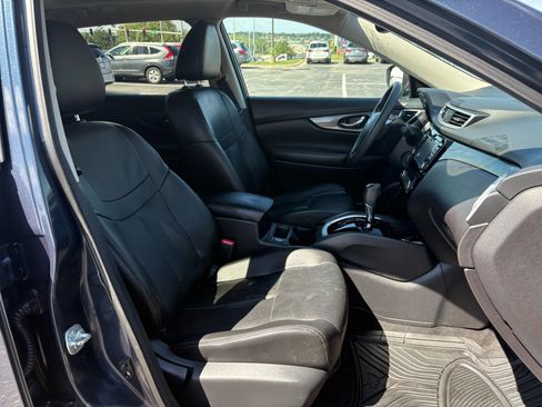 Used 2016 Nissan Rogue SL w/ SL Premium Package image 15