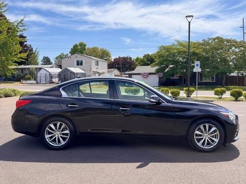 Used 2017 INFINITI Q50 2.0t w/ Moonroof Package AWD/4WD image 4