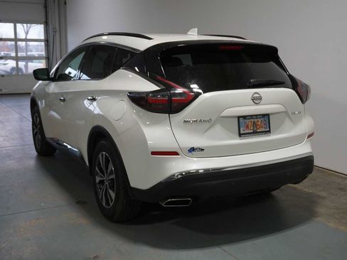 Used 2023 Nissan Murano SV image 3