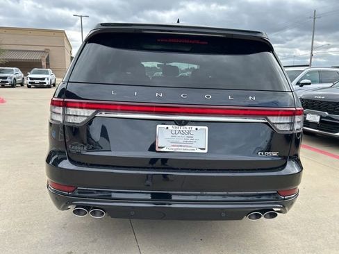 Used 2023 Lincoln Aviator Grand Touring w/ Equipment Group 301A image 8