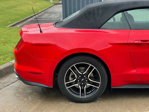 Used 2020 Ford Mustang Premium RWD image 31
