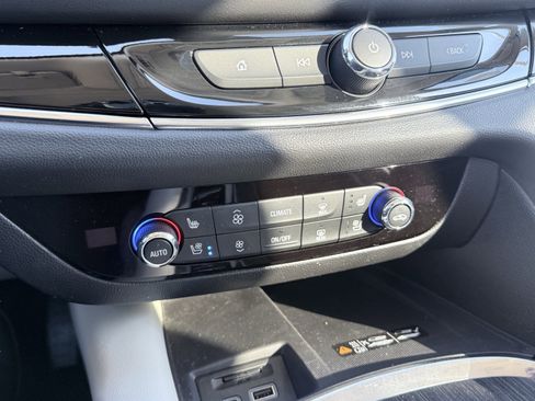 Used 2024 Buick Enclave Avenir w/ LPO, Hit The Road Package image 84