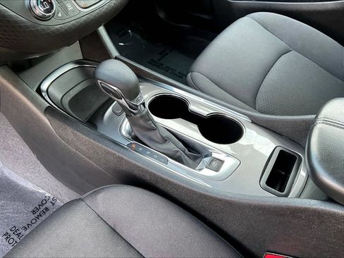 Used 2023 Chevrolet Malibu LT FWD image 19