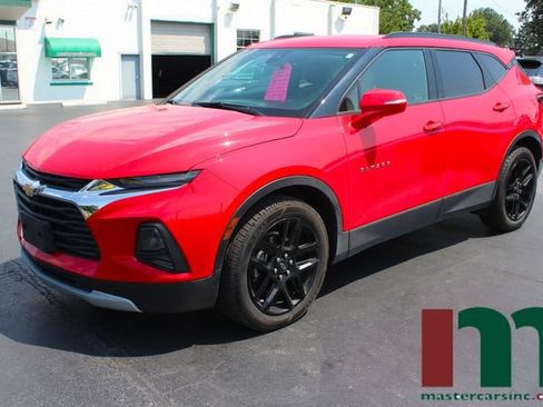 Used 2020 Chevrolet Blazer LT w/ Sound & Technology Package FWD image 1