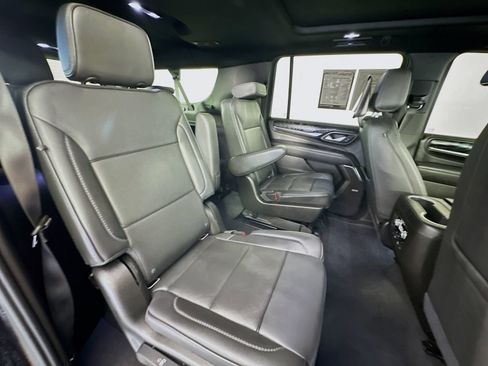 Used 2021 GMC Yukon XL Denali w/ Denali Ultimate Package AWD/4WD image 31