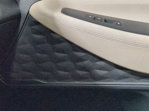 Used 2019 Hyundai Santa Fe SEL image 28