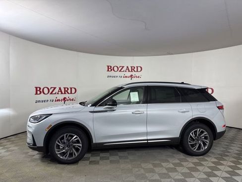 New 2026 Lincoln Corsair Premiere image 4