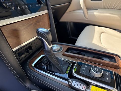 Used 2023 Nissan Armada SL w/ Cargo Package image 27