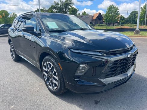 Used 2023 Chevrolet Blazer RS w/ Driver Confidence II Package image 7