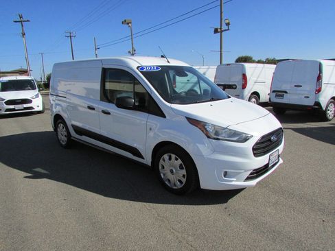 Used 2021 Ford Transit Connect XLT image 2
