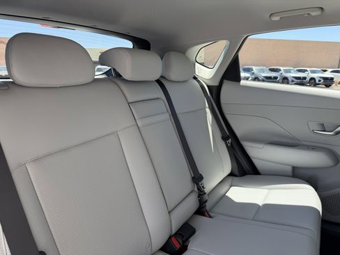 Used 2024 Hyundai Kona Limited FWD image 40