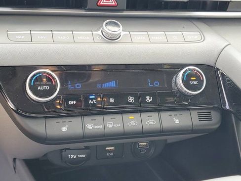 Certified 2023 Hyundai Elantra SEL w/ Convenience Package image 26