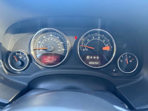 Used 2014 Jeep Compass Latitude w/ Sun/Sound Group image 14